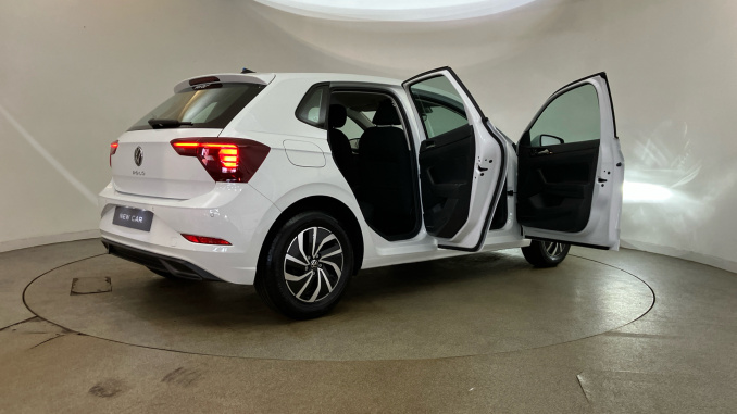 Volkswagen Polo 1.0 TSI Life 5dr Petrol Hatchback - Image 44